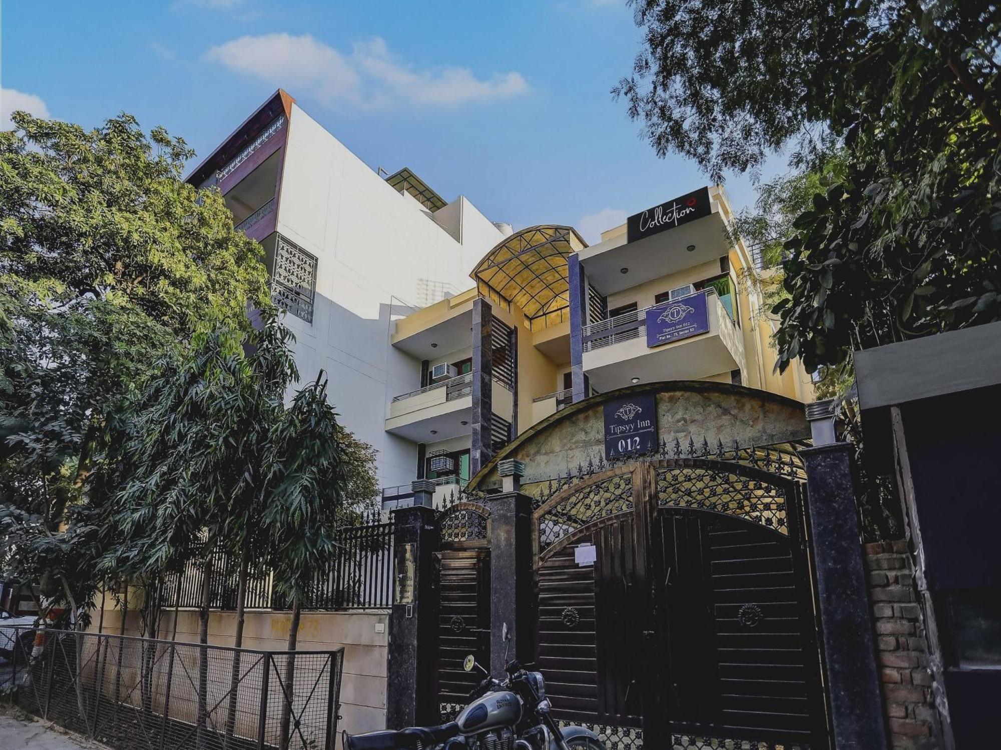 Super Capital O Uk House Residency Hotel Gurgaon Exterior photo